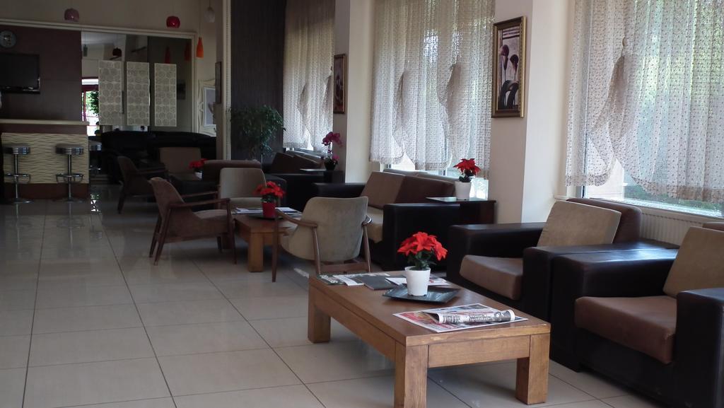 Petek Hotel 穆拉 外观 照片